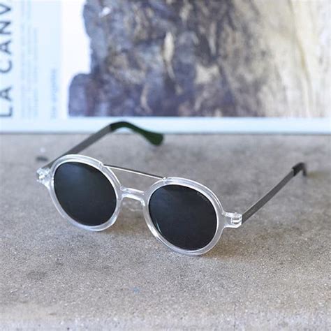 Komono Vivien S2111 Sunglasses in Metal Clear/Silver.